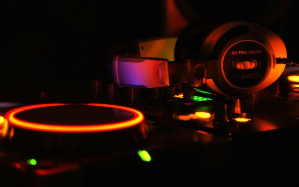 DJ Wallpapers (12).jpg