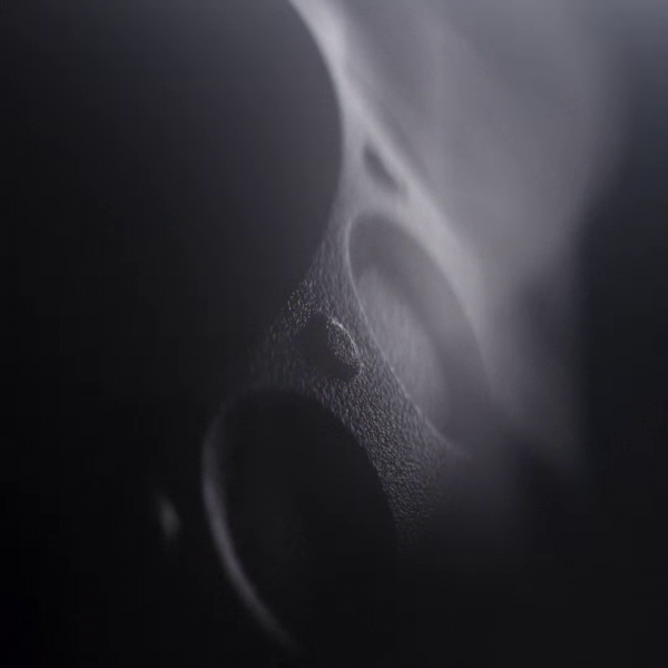 Image 10 could be VERY significant, as it now shows normal DJ controller jog wheel dimples. So the jog-wheel could be completely replaceable and turned into a standard DJ controller.