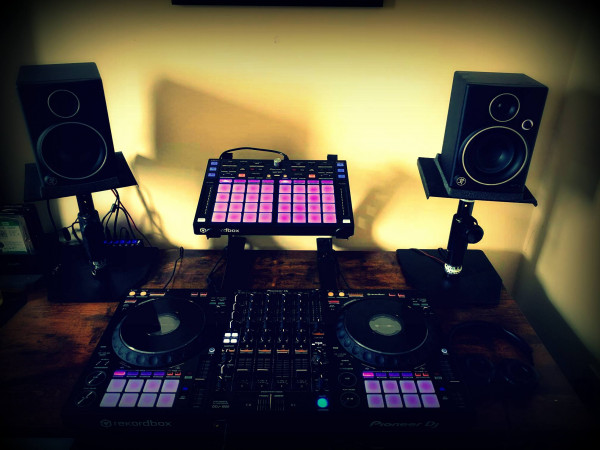 ddj_1000_1.jpg